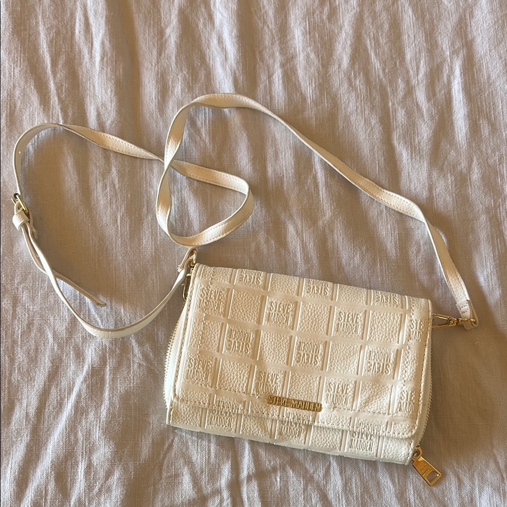 Steve Madden Cream Crossbody Bag
